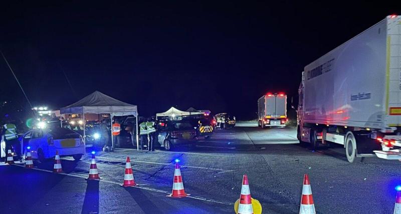  - Triste record : un chauffeur routier conduit plus de 16 heures d’affilée avant d’être stoppé par les gendarmes