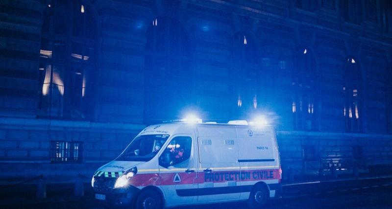  - Autoroute A10 bloquée : un fourgon pulvérise le séparateur, les pompiers en renfort
