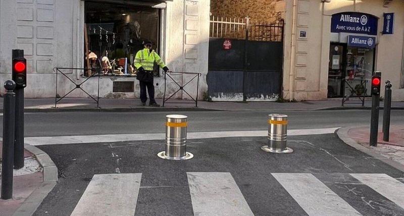  - Dans cette ville, les accidents se multiplient à cause de bornes escamotables