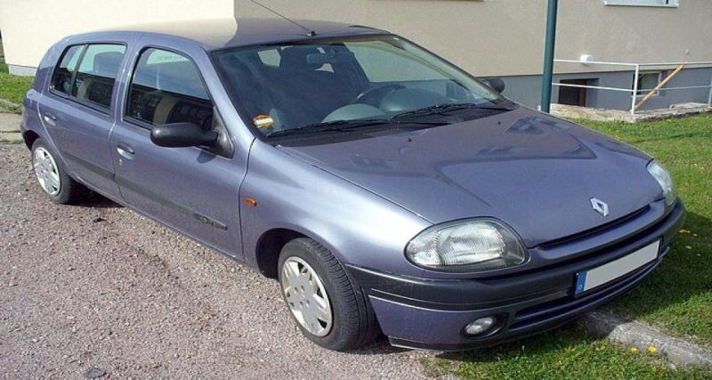  - Ivre au volant, il parcourt des kilomètres dans le noir… sans se rendre compte qu’il lui manquait une roue !