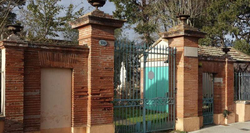  - Après 28 ans de stationnement devant chez eux, la règle change soudainement