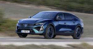 Essai Peugeot E-408 : et si c’était elle, la meilleure version du crossover au Lion ?