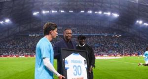 OM : l’hommage rendu à Steve Mandanda, Marseille retire le numéro 30