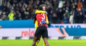 PSG : ancien coéquipier de Pacho, Kevin Trapp dithyrambique sur Pacho
