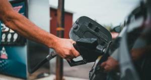 SP95 à 1,5 €/l, diesel à 1,4 €, les prix des carburants au plus bas dans ce pays