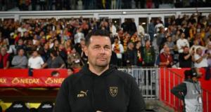 Pierre Sage (Lens) : "Jamais on ne se situera en victime ou en outsider" avant l’OM