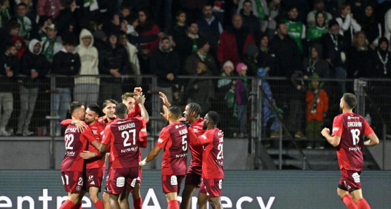  - Ligue 2 : Saint-Etienne chute lourdement à Annecy, deuxième revers d’affilé pour les Verts