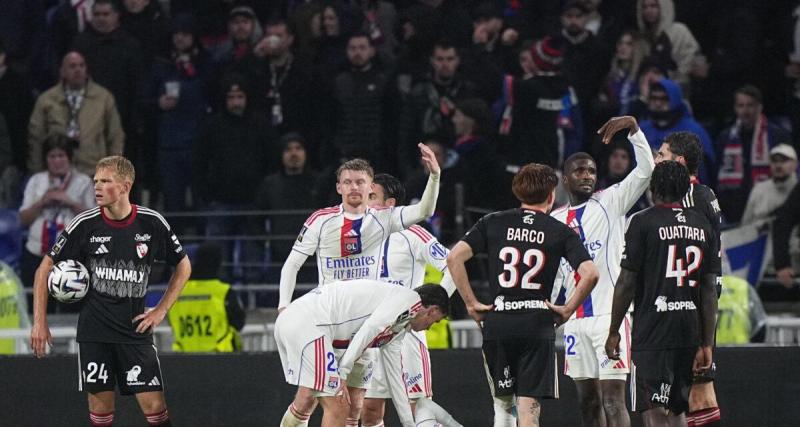  - Lyon - Strasbourg : gros coup dur pour Malick Fofana, sorti blessé sur civière