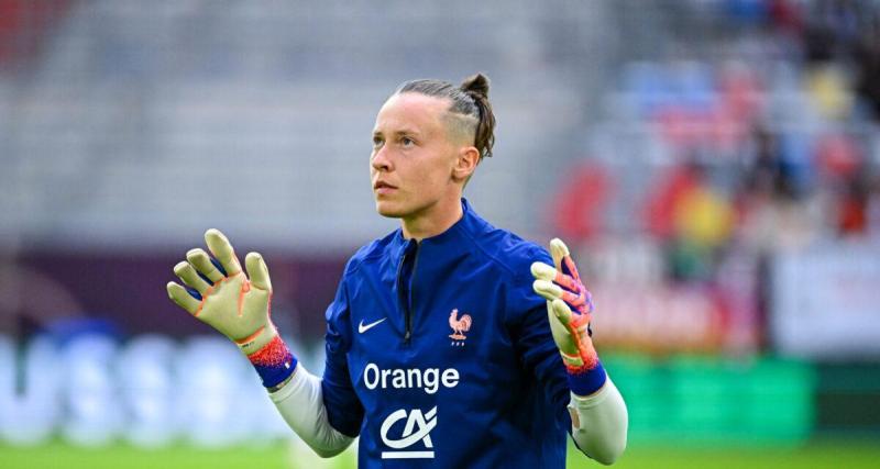  - "J'ai même déjà reçu des menaces de mort" : les gardienne des Bleues Pauline Peyraud-Magnin dénonce le harcèlement sur les réseaux sociaux