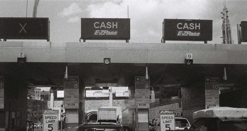  - Ils trichent en retournant leur plaque pour éviter les péages : la police sort les gros moyens et sévit fort !