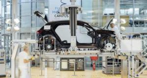 L'industrie auto européenne va-t-elle éviter le pire, avec ces puces chinoises ?