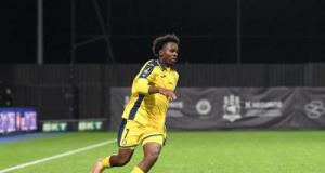 Pau : le but sublime de Rayane Messi contre Troyes