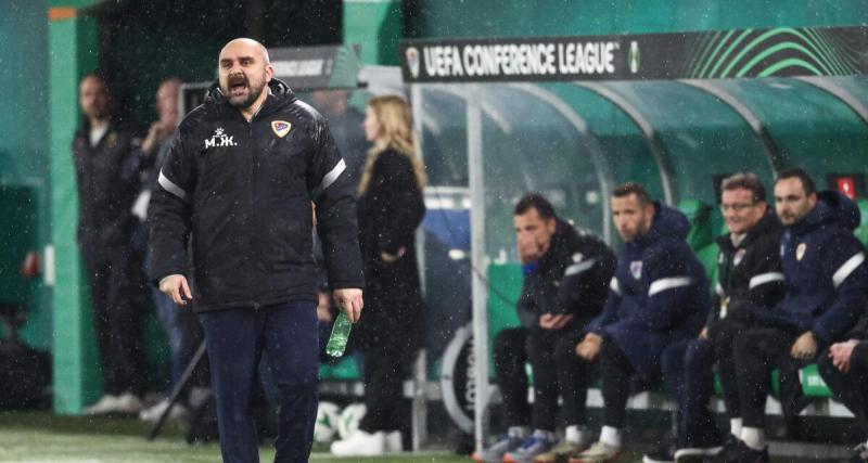  - Football : un drame se produit en Serbie, un coach meurt d'une crise cardiaque en plein match