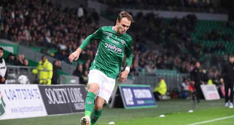  - Ligue 2 : à la pause, l'ASSE s'offre un festival offensif contre Troyes