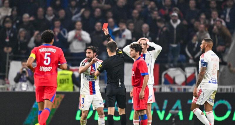  - "Pas facile à 11 contre 12" : l'OL crie au scandale arbitral face au PSG