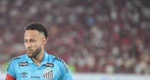 Après son craquage, le Brésil flingue Neymar