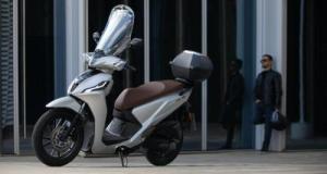 Kymco People R Hybrid 125 (2026), un moteur étonnant pour une expérience inédite