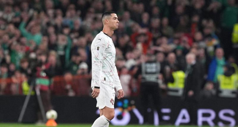  - Cristiano Ronaldo craque totalement et prend un rouge, triste première avec le Portugal