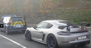 Flashé à toute vitesse au volant d'une Porsche Cayman GT4RS, cet automobiliste remporte le titre devant de nombreux contrevenants