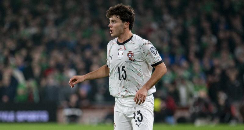  - PSG : le coup franc exceptionnel de Joao Neves avec le Portugal