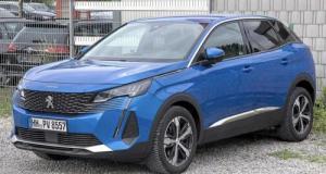 Ils retrouvent la voiture volée de leur père handicapé… et kidnappent le vendeur