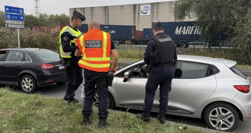 Ivre avec 2,2 grammes d’alcool dans le sang, il grille des feux rouges, refuse d’ouvrir la porte aux policiers et finit devant la justice