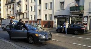 Ivre et sans permis, il percute une voiture de la BAC