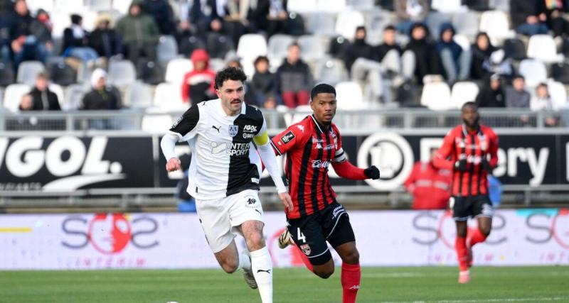  - Ligue 2 : Guingamp s'impose à Amiens et se rapproche du podium