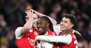 Arsenal écrase Tottenham dans le derby, Eze voit triple !