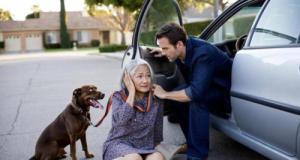 Il aide sa voisine après l’attaque de son chien… avant de lui voler sa voiture