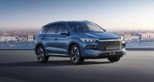 BYD lance un SUV hybride rechargeable équivalent au Renault Espace pour moins de 30 000 €