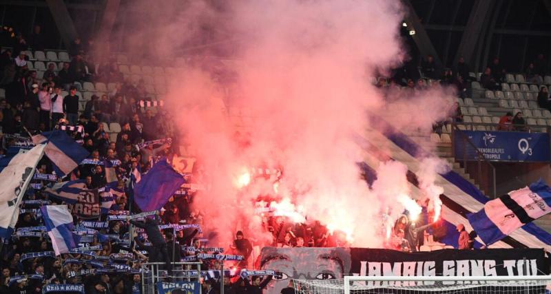  - Coupe de France : des fumigènes lancés par les ultras du GF38 ont endommagé la piste d'athlétisme du Parc des Sports d'Annecy