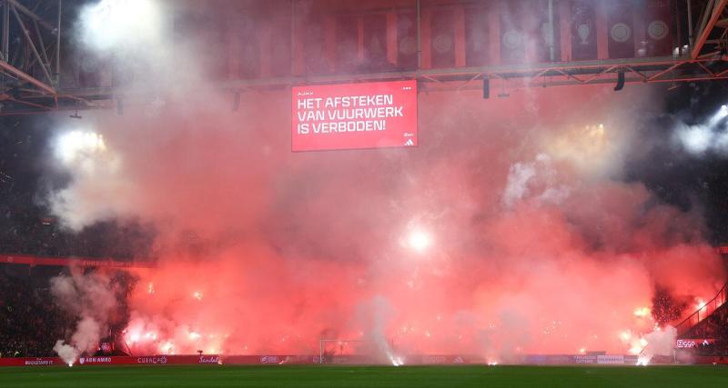  - Un hommage tourne au chaos, un match de l'Ajax arrêté définitivement par l'arbitre