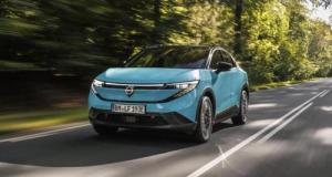 Quel prix pour la Nissan Leaf de troisième génération, devenue un SUV coupé ?