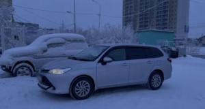 À -72°C, comment survivre en voiture ? Une habitante de Yakoutie dévoile son quotidien