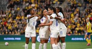 Dans la douleur les Bleues arrachent la 3e place en Ligue des Nations face à la Suède