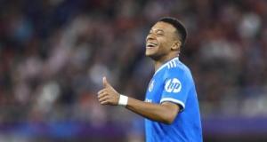 Real Madrid : Mbappé n’en peut plus des arbitres, son clan balance