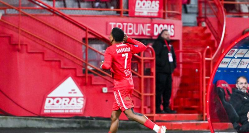  - National : la frappe surpuissante de Hamada (DFCO) lors du festival contre Valenciennes