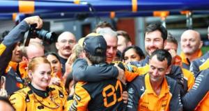 McLaren : un titre volé à Oscar Piastri ? Son père balance et met un terme aux théories des fans !