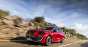 Renault retrouve une image positive, les investisseurs encouragés