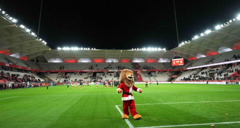  - Reims : "La fête gâchée par des actes de violences intolérables" contre Laval, le SDR fustige ses supporters