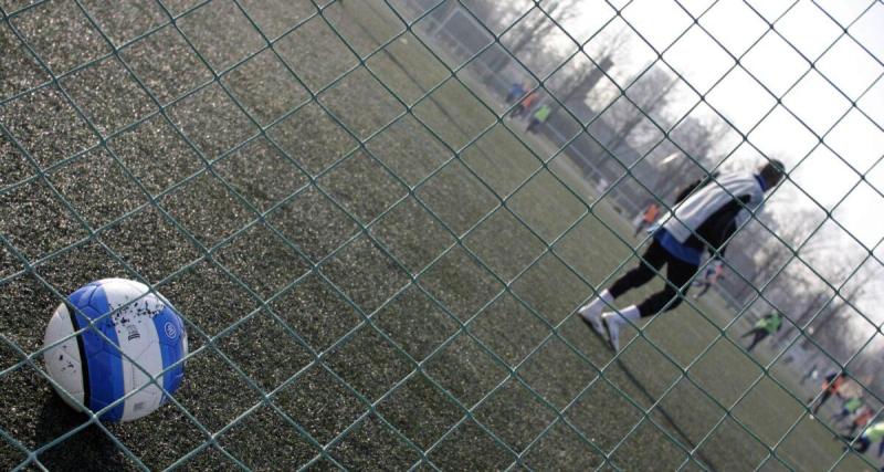  - Foot Amateur : slalom, frappe puissante, ... le but exceptionnel d'un joueur U18 dans le Var