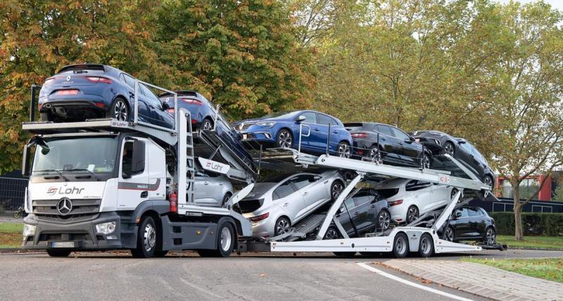  - Il exporte plus de 2 300 voitures… mais oublie un papier essentiel