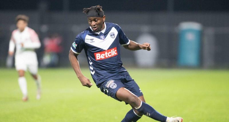 Bordeaux : la sublime action collective conclue par Openda contre Montlouis en National 2