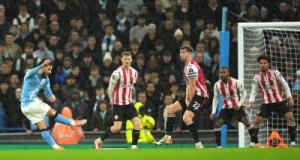 Un Rayan Cherki étincelant mène Manchester City à la victoire en League Cup !