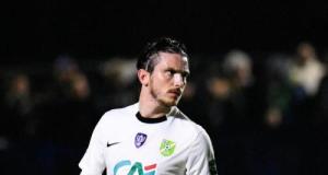 Veille de mariage, expulsion et cadeau du Stade de Reims : la drôle de soirée d'Hugo Robert (Croix) en Coupe de France