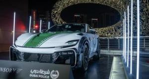 La police de Dubaï se balade en Ferrari Purosangue Mansory