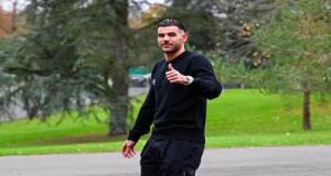 Football : Théo Hernández brise enfin le silence sur son départ du Milan AC et fait des révélations choc