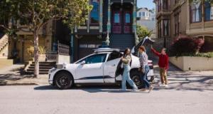 Ces taxis autonomes plus aussi prudents qu'avant, sur demande des clients ?