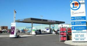 Près de 10 centimes d'économisés, le carburant à prix coûtant frappe fort chez E.Leclerc et Intermarché
